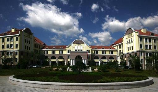 中國海洋大學家屬住宅樓_鋼制散熱器_鋼制暖氣片